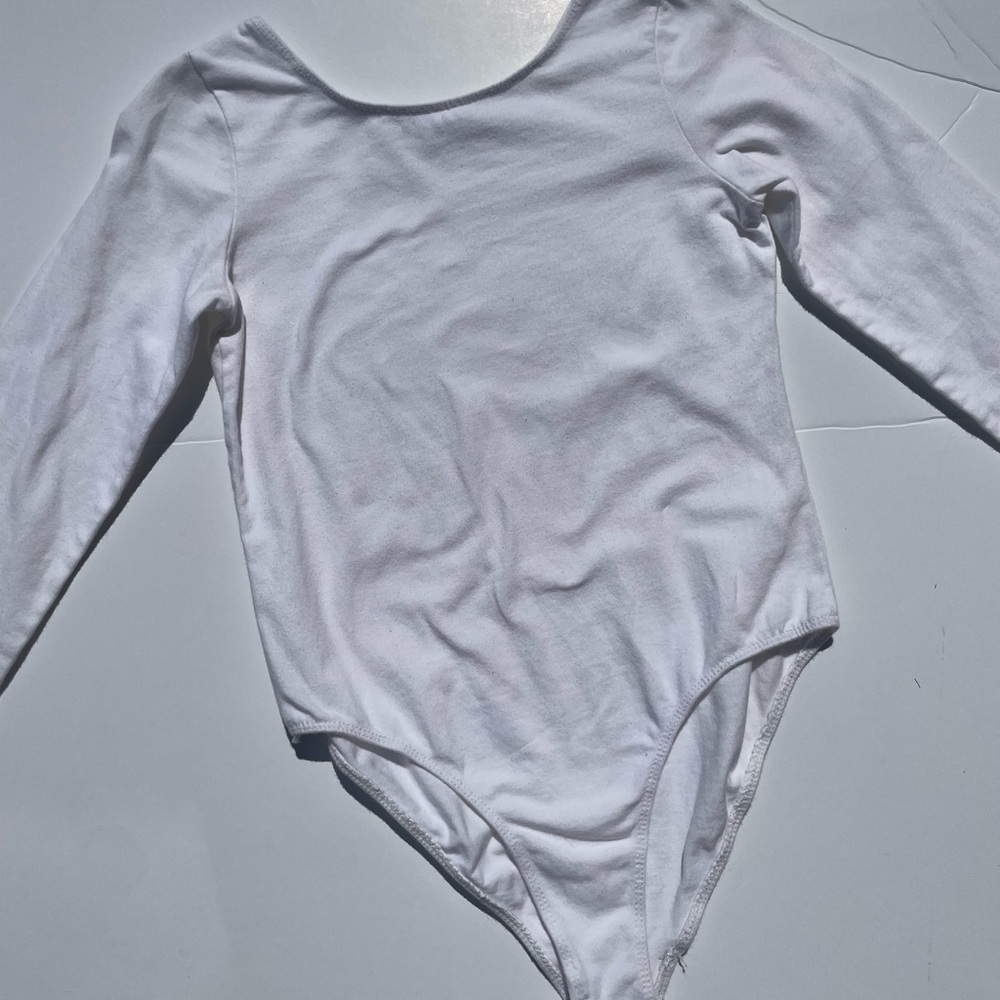 White Long-sleeve leotard size 2X Girls 10-12